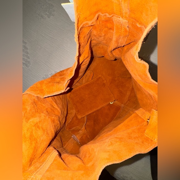 Haute Hippie Tan Suede Hobo Bag with attached wallet NWT - Picture 8 of 8